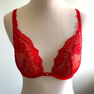 NWOT Beautiful Lace Bra